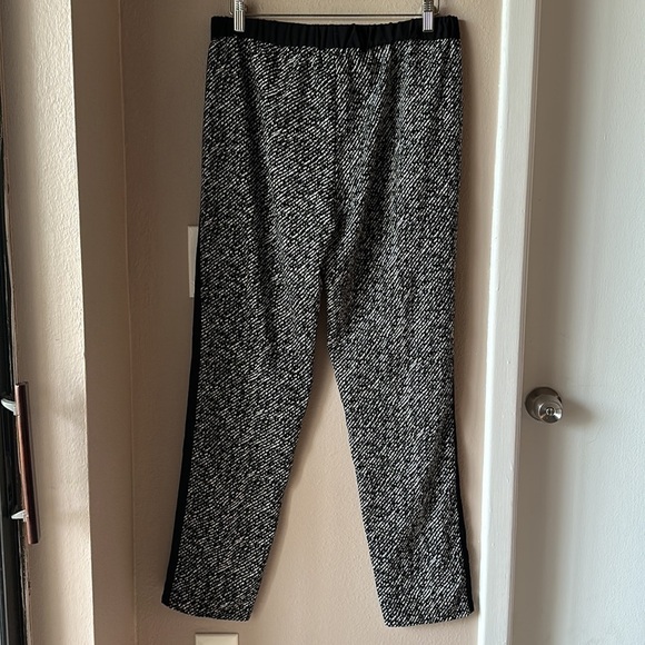 VINCE CAMUTO Black and White Drawstring Pants - Picture 8 of 8